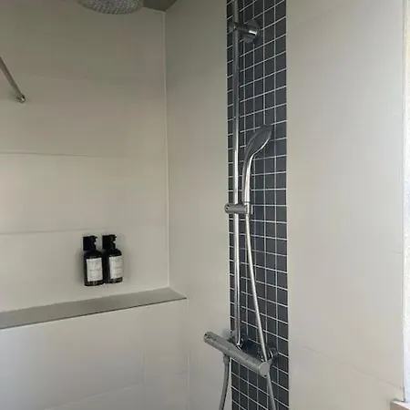 Lejlighed With Private Garden & Garage